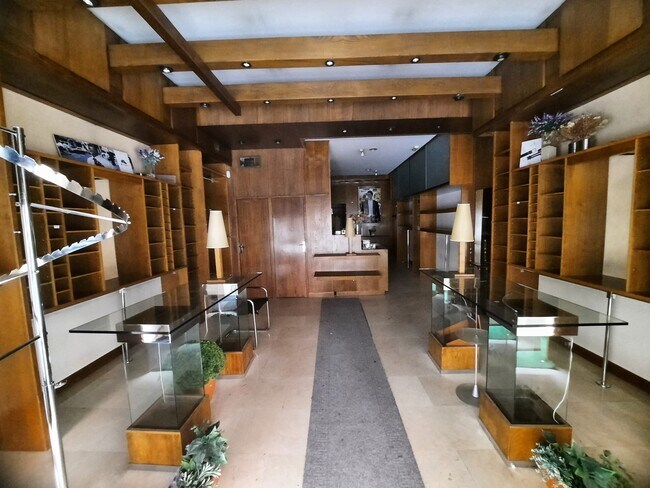 Más detalles de Local en alquiler