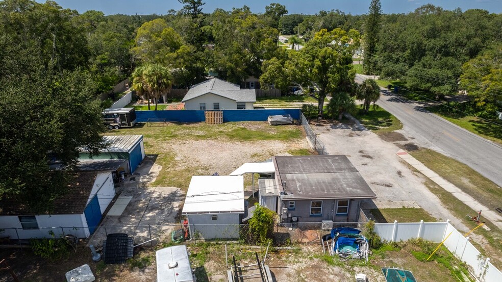 4736 Haines Rd N, Saint Petersburg, FL en venta - Foto del edificio - Imagen 2 de 6