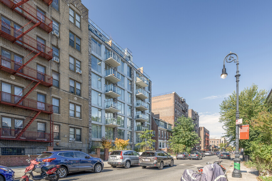 567 Ocean Ave, Brooklyn, NY en venta - Foto del edificio - Imagen 2 de 4