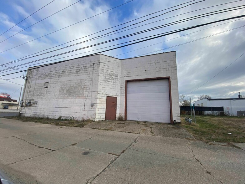 1517 S Michigan St, South Bend, IN en venta - Foto del edificio - Imagen 2 de 3