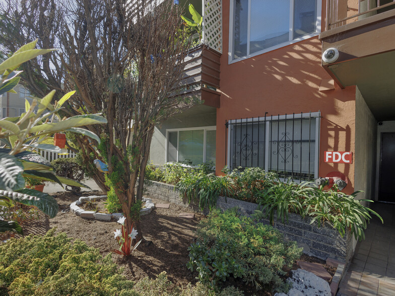 267 Lester Ave, Oakland, CA en venta - Foto del edificio - Imagen 3 de 52