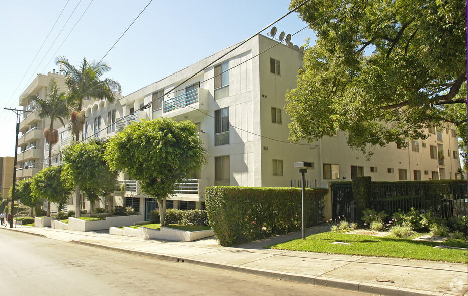 1617 N Fuller Ave, Los Angeles, CA en venta - Foto principal - Imagen 1 de 12