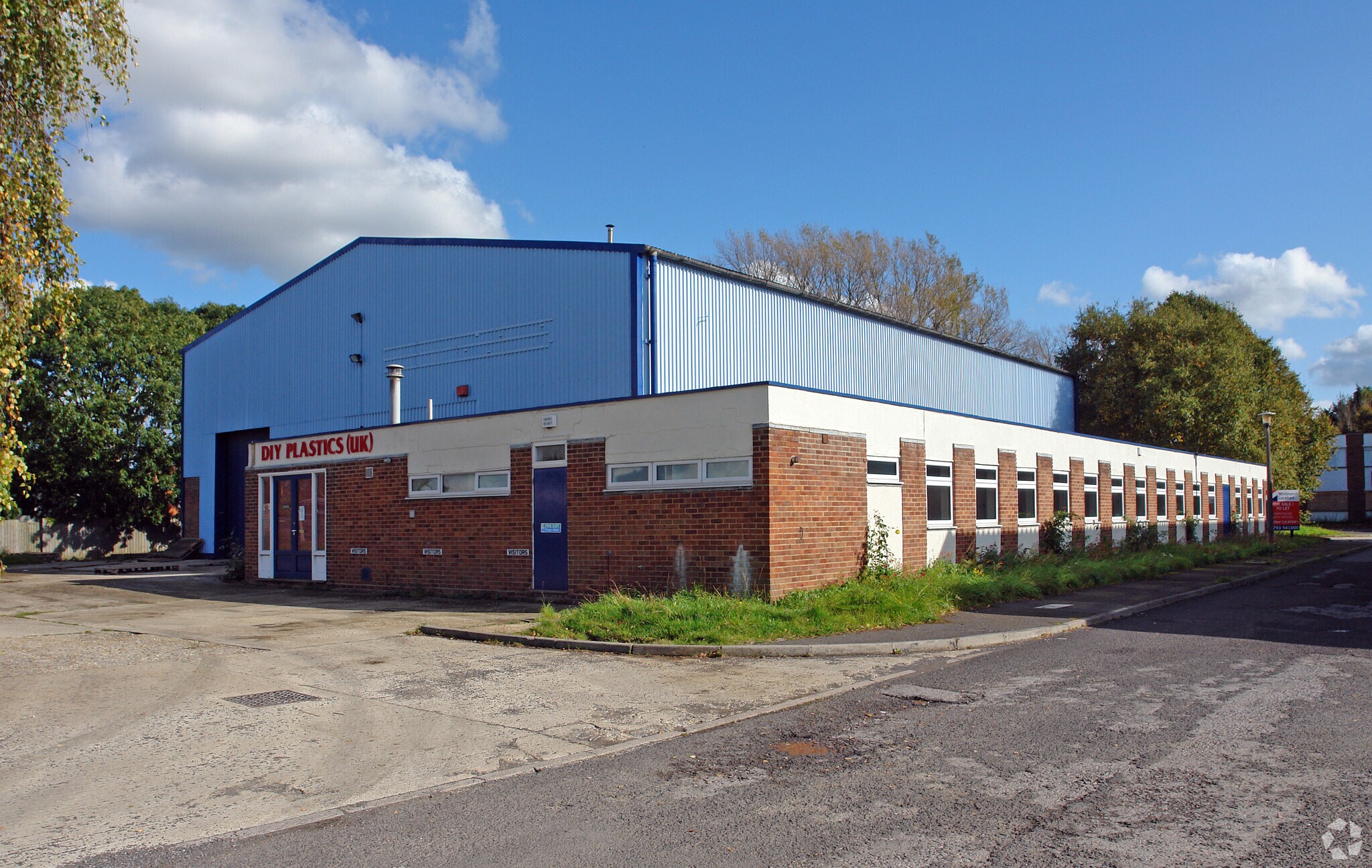 Regal Way, Faringdon en venta Foto principal- Imagen 1 de 3