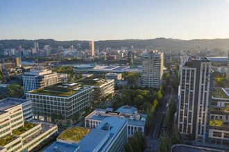 827 NE Oregon St, Portland, OR - VISTA AÉREA  vista de mapa