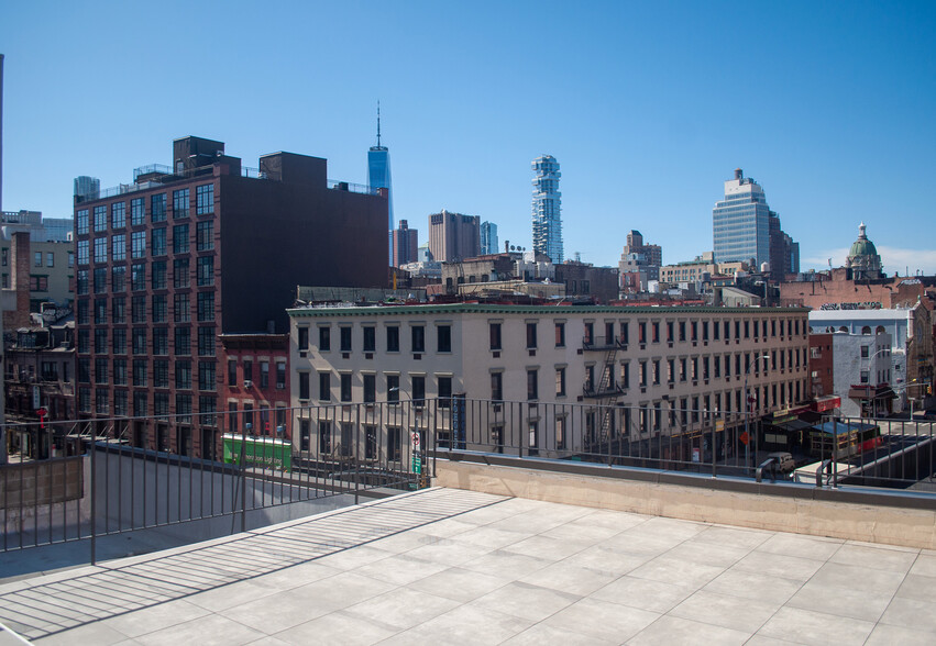 159 Bowery, New York, NY en alquiler - Foto del edificio - Imagen 3 de 9