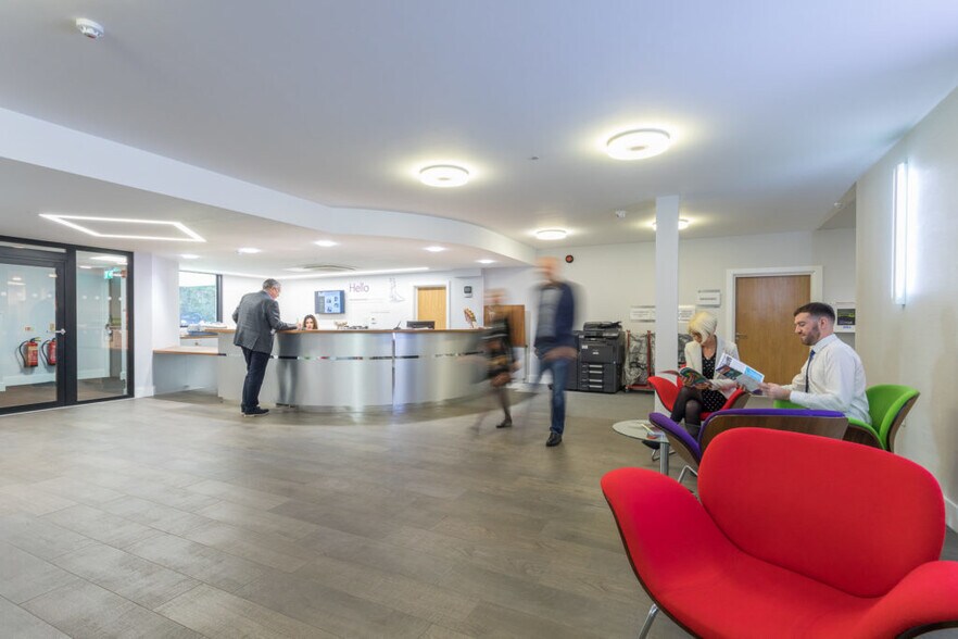 Sir William Lyons Rd, Coventry en alquiler - Foto del edificio - Imagen 2 de 5