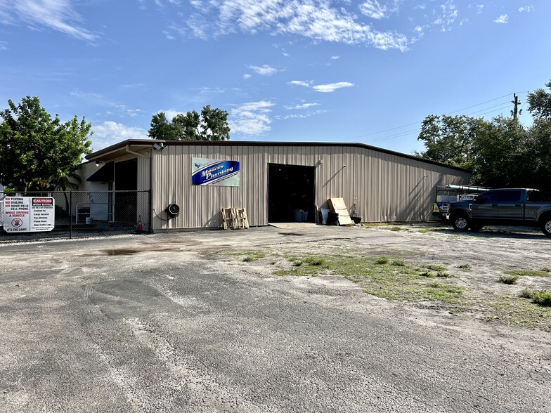 715 E 60th St Ct, Bradenton, FL en alquiler - Foto del edificio - Imagen 2 de 8