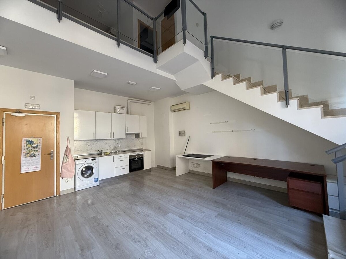 Calle de Nanclares de Oca, 1, Madrid, MAD 28022 -  -  - Foto del interior - Image 1 of 8