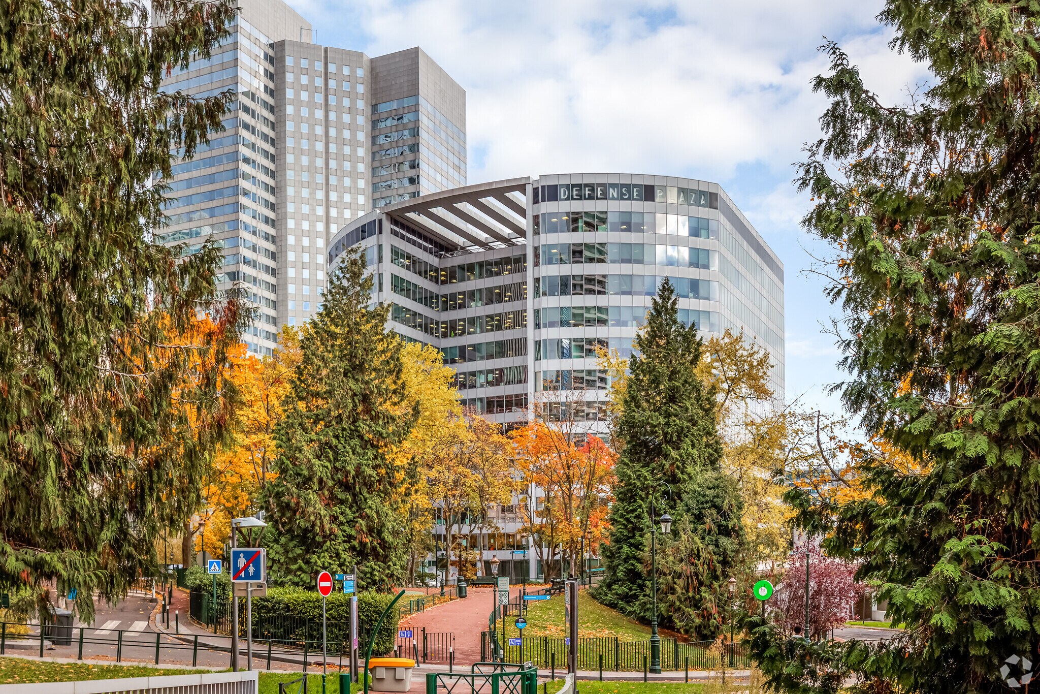 23-25 Rue Delarivière Lefoullon, Puteaux en alquiler Foto principal- Imagen 1 de 6