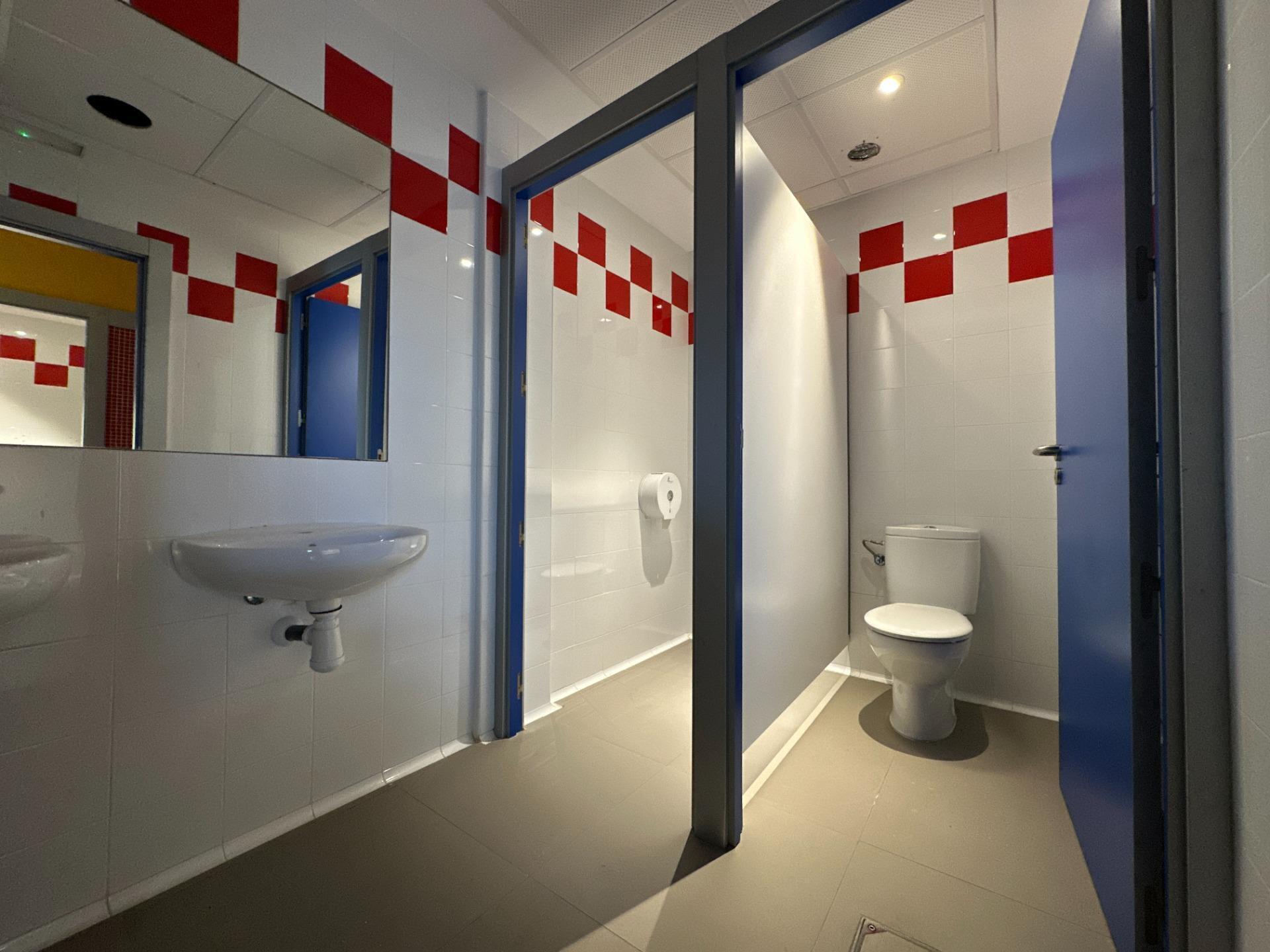 Local en Zaragoza, Zaragoza en alquiler Foto del edificio- Imagen 1 de 60