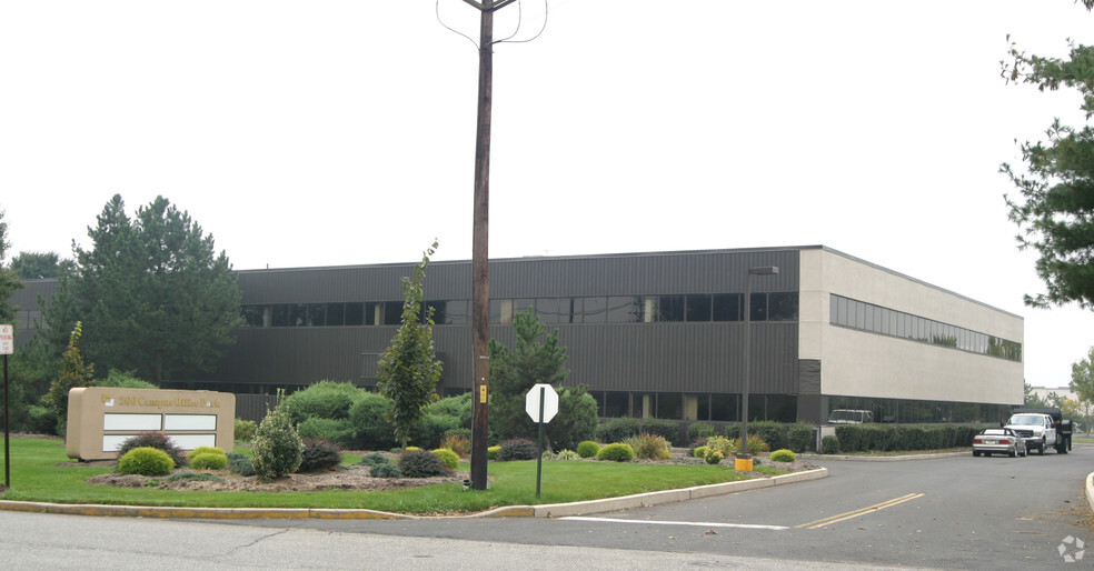 200 Campus Dr, Somerset, NJ en alquiler - Foto del edificio - Imagen 1 de 4