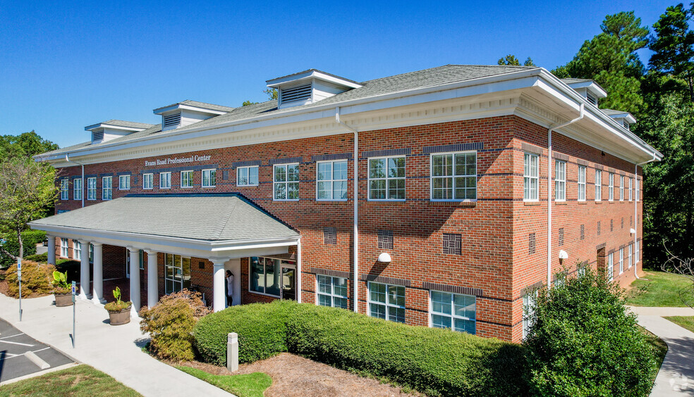 1616 Evans Rd, Cary, NC en alquiler - Foto del edificio - Imagen 1 de 7