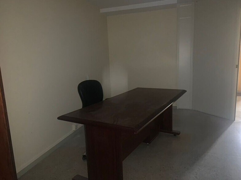 Oficina en A Coruña en venta - Foto del interior - Imagen 3 de 24