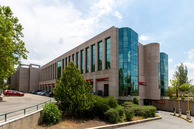 Más detalles de Calle Chile, 8, Las Rozas de Madrid - Coworking en alquiler