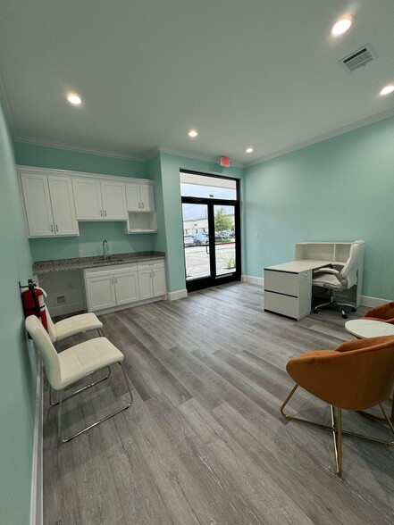 10401 S Mason Rd Building C, Richmond, TX en venta - Foto del edificio - Imagen 1 de 16