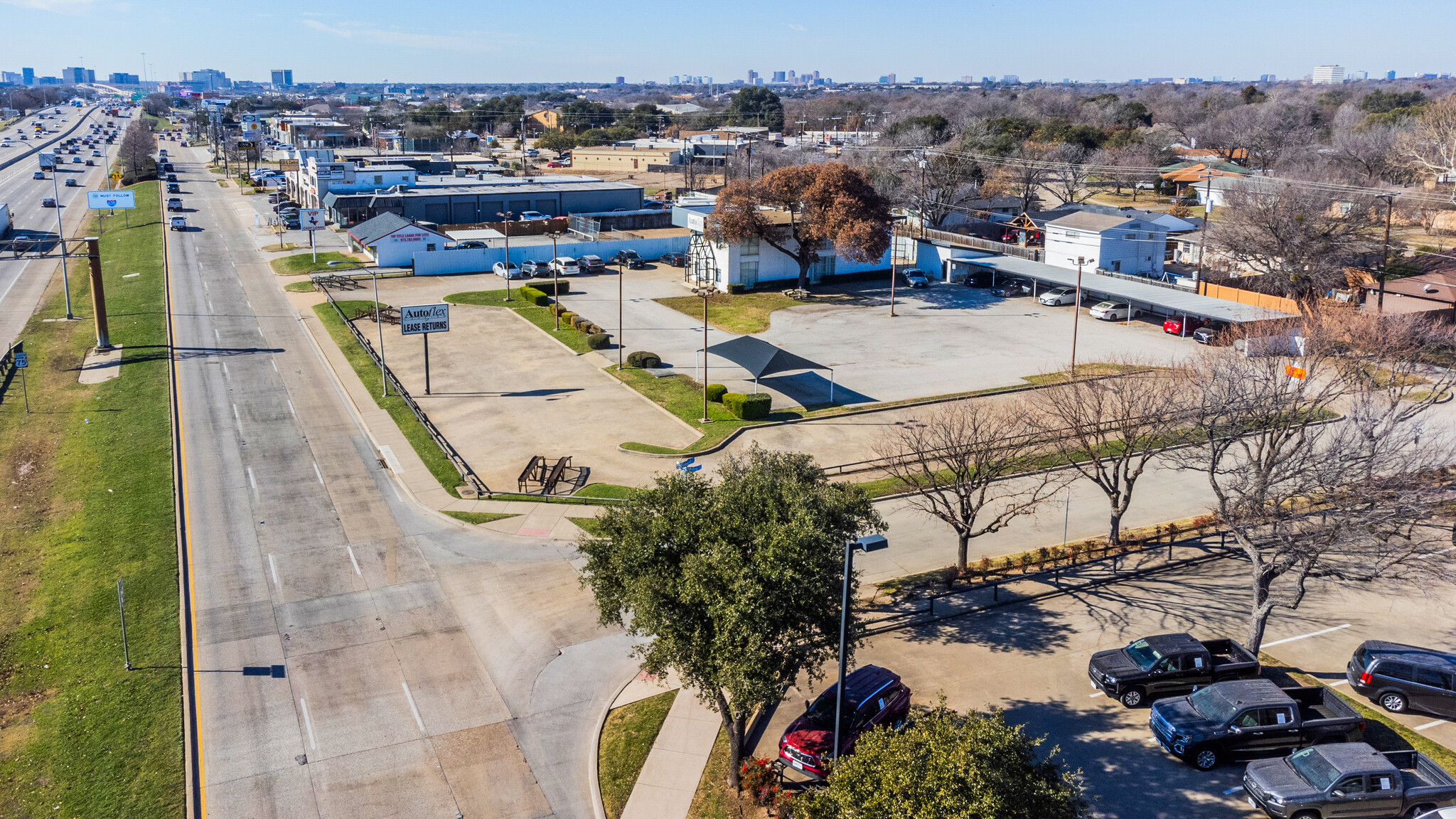 600 S Central Expy, Richardson, TX en alquiler Foto del edificio- Imagen 1 de 35