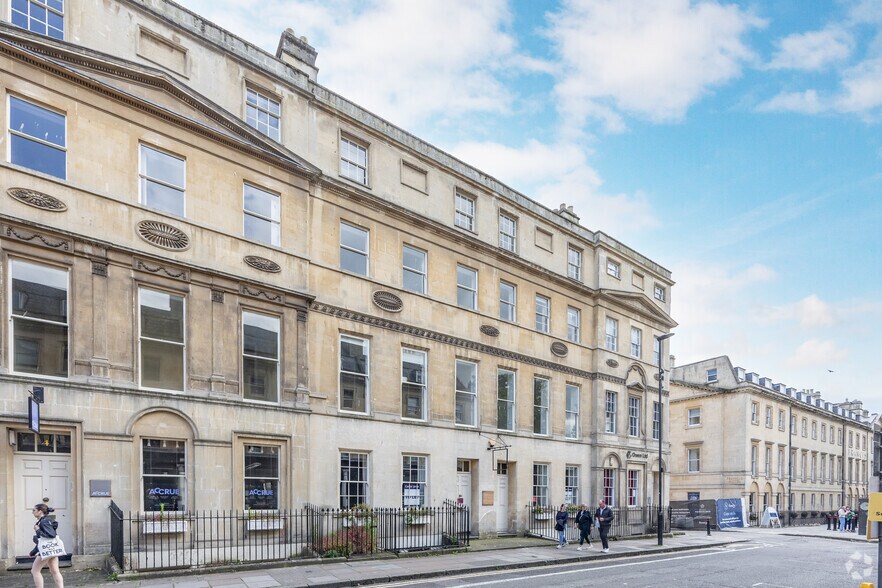 5-6 Queen Sq, Bath en alquiler - Foto principal - Imagen 1 de 4