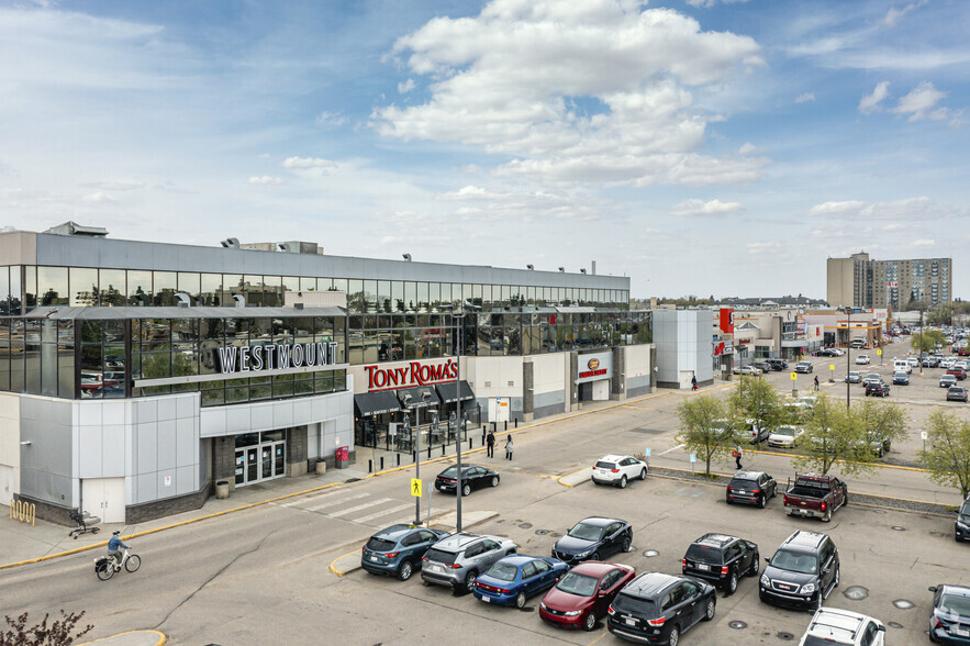 Groat Rd & 111 Av NW, Edmonton, AB en alquiler - Foto del edificio - Imagen 1 de 82