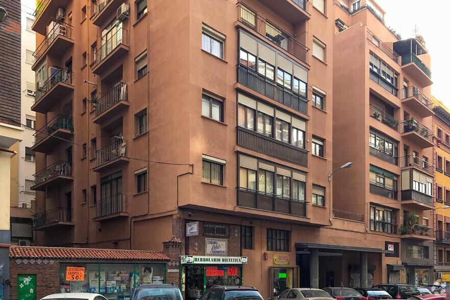 Calle De Juan De Urbieta, 42, Madrid, Madrid en alquiler - Foto del edificio - Imagen 2 de 2