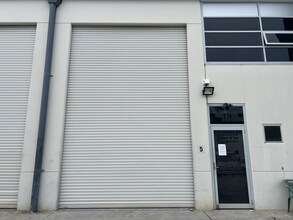 172-178 Milperra Rd, Revesby en alquiler Foto del edificio- Imagen 1 de 4