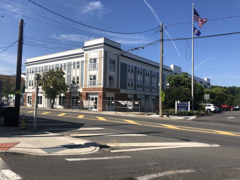 1609-1615 Main St, Port Jefferson, NY en alquiler - Foto del edificio - Imagen 2 de 8