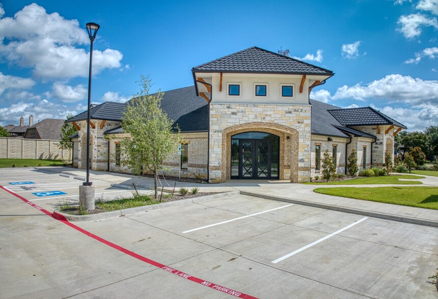 4451 E Broad St, Mansfield, TX en venta - Foto del edificio - Imagen 1 de 20