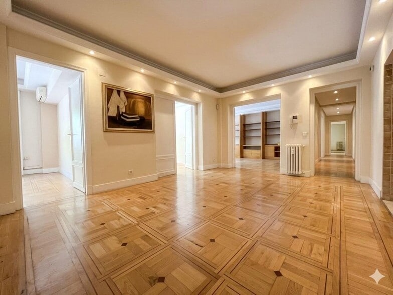 Edificio residencial en Madrid, Madrid en venta - Foto del interior - Imagen 3 de 6