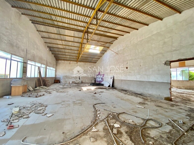 Nave en Aspe en venta - Foto del edificio - Imagen 3 de 12