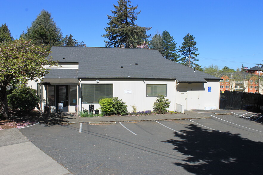 10230 SW Capitol Hwy, Portland, OR en venta - Foto del edificio - Imagen 2 de 15