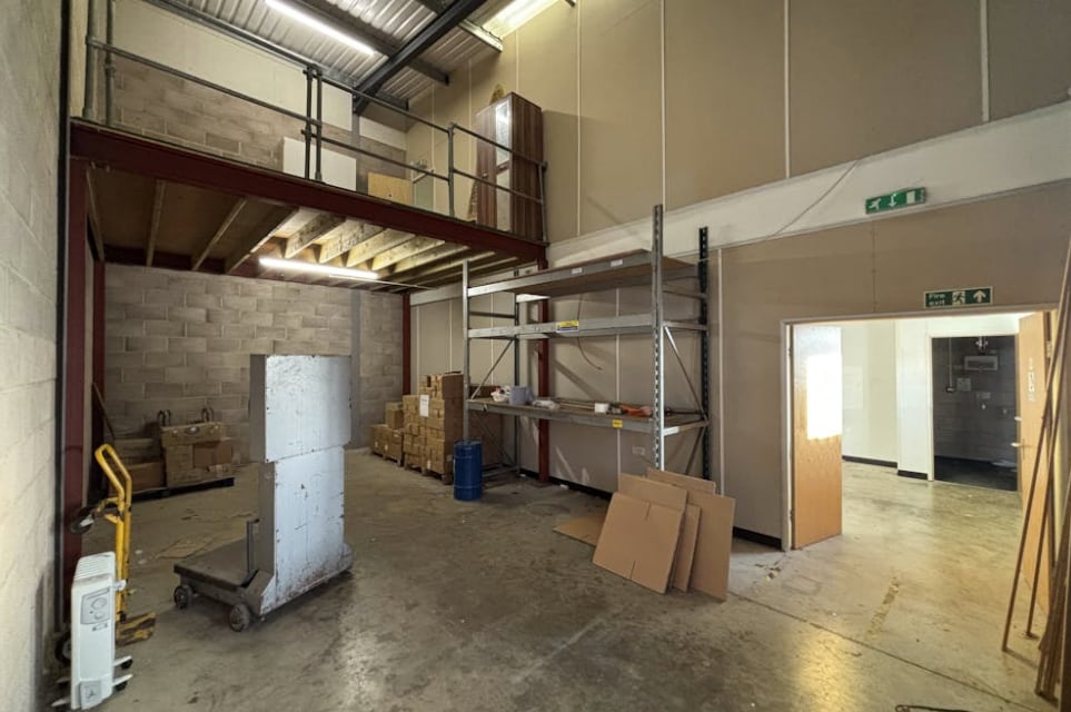 Downsview Rd, Wantage, OXF OX12 9FA - Unidad 3 -  - Foto del interior - Image 1 of 5