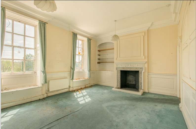 2 Walden Pl, Saffron Walden en venta - Foto del edificio - Imagen 1 de 4