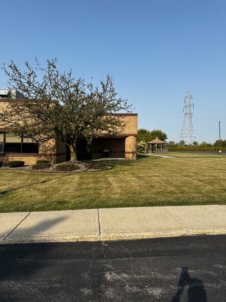 3930 Traxler Ct, Bay City, MI en venta - Foto del edificio - Imagen 3 de 22