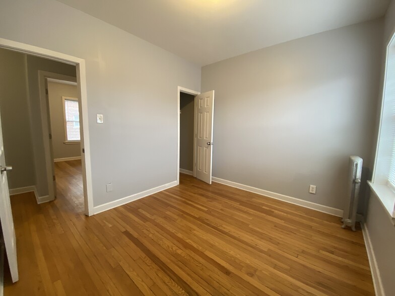 7251-7261 S Phillips Ave, Chicago, IL en venta - Foto del edificio - Imagen 3 de 11