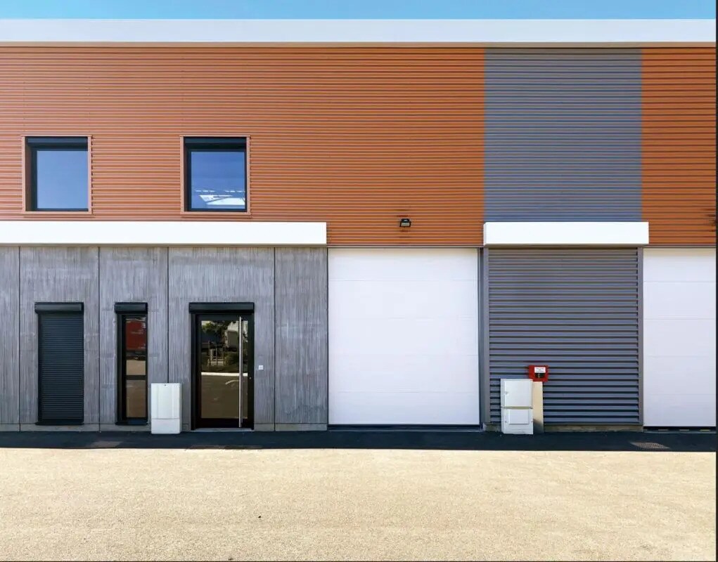 165 Avenue Henri Schneider, Meyzieu en alquiler Foto del edificio- Imagen 1 de 11