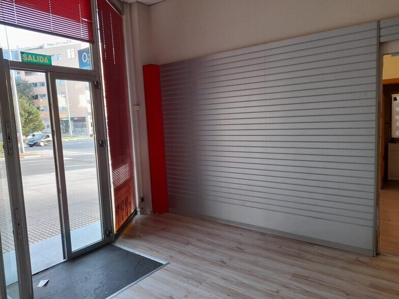 Avenida Virgen de Guadalupe, 42, Cáceres, Cáceres en venta - Foto del edificio - Imagen 3 de 16