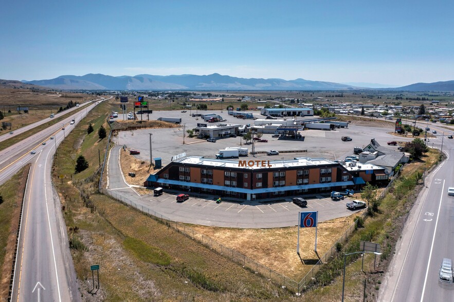 8060 Highway 93 N, Missoula, MT en venta - Foto del edificio - Imagen 1 de 11