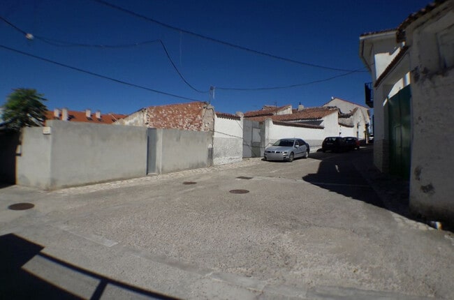 Más detalles de Calle Ronda de la Ermita, 16, Pozuelo del Rey - Terreno en venta