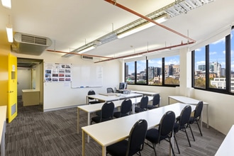 579 Harris St, Ultimo en alquiler Foto del interior- Imagen 2 de 5