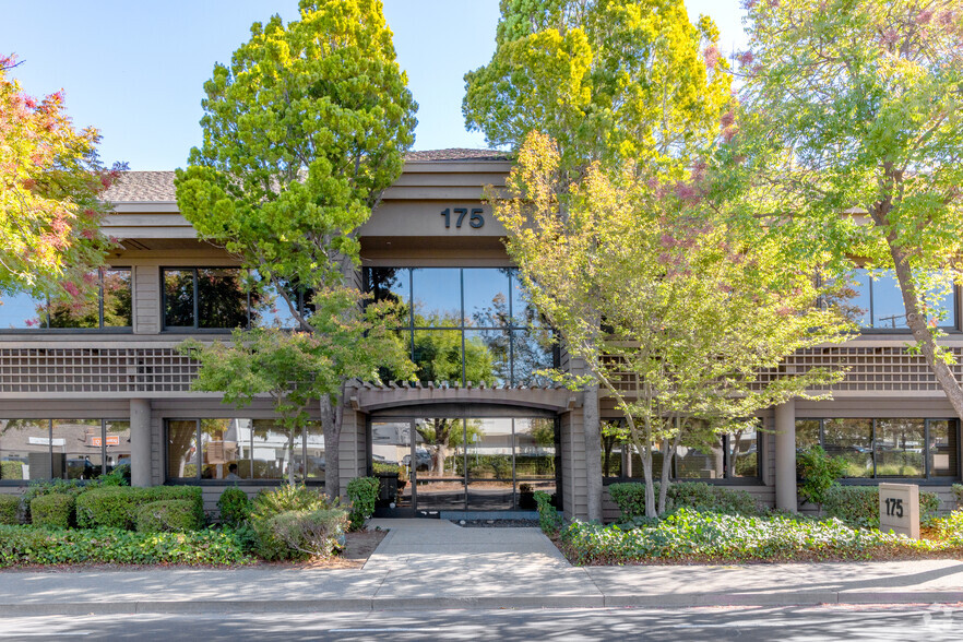 175 S San Antonio Rd, Los Altos, CA en alquiler - Foto del edificio - Imagen 1 de 11