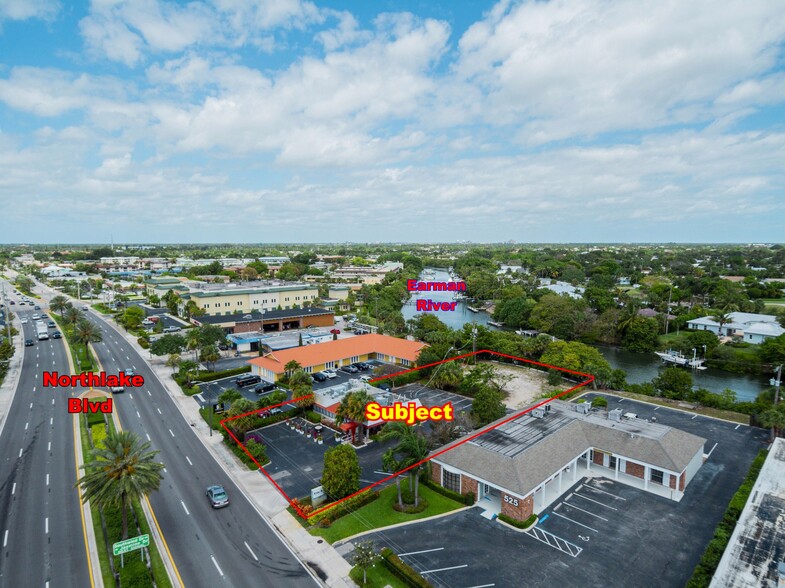 529 Northlake Blvd, North Palm Beach, FL en venta - Foto del edificio - Imagen 2 de 10