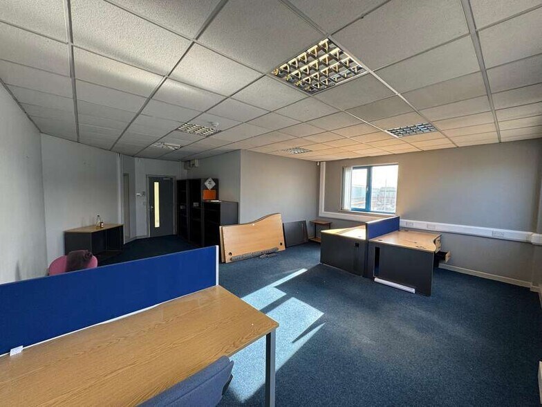 80 Dargan Rd, Belfast en alquiler - Foto del edificio - Imagen 3 de 4