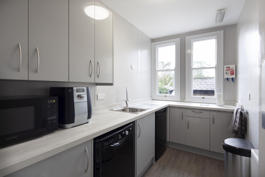 Trevenson Ln, Pool en alquiler - Foto del interior - Imagen 3 de 13