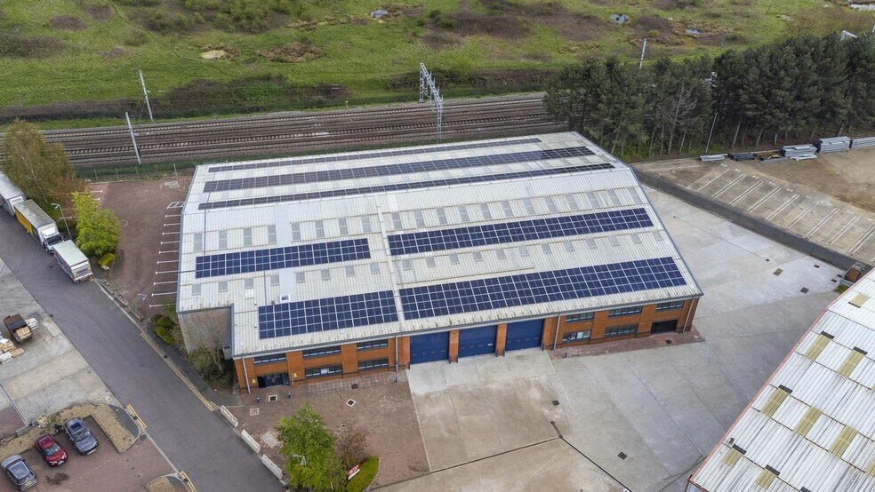 Old Parkbury Ln, St Albans en alquiler - Foto del edificio - Imagen 3 de 11