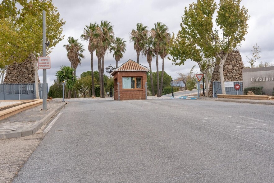 Terreno en Dílar, Granada en venta - Foto del edificio - Imagen 1 de 49