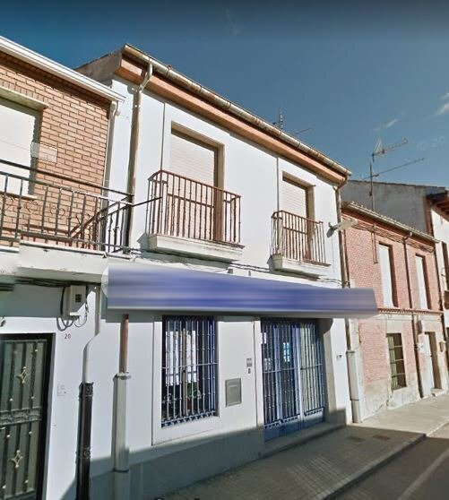 Calle Zapardiel, 18, La Vellés, Salamanca en venta - Foto del edificio - Imagen 1 de 1