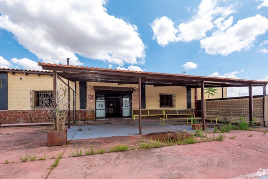 Local en El Álamo, Madrid en venta - Foto del edificio - Imagen 1 de 12