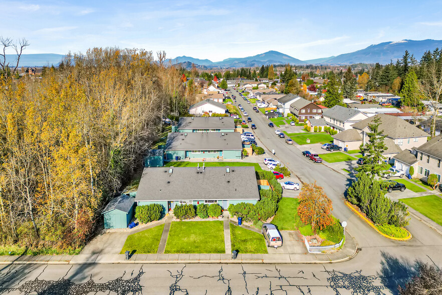 517 S 20th St, Mount Vernon, WA en venta - Foto del edificio - Imagen 3 de 24