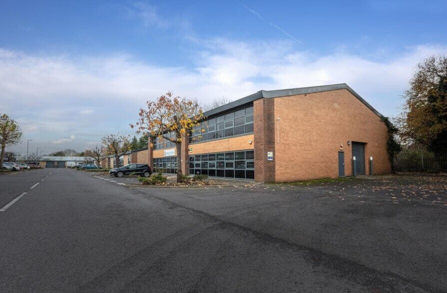 896-897 Plymouth Rd, Slough en alquiler - Foto del edificio - Imagen 2 de 3