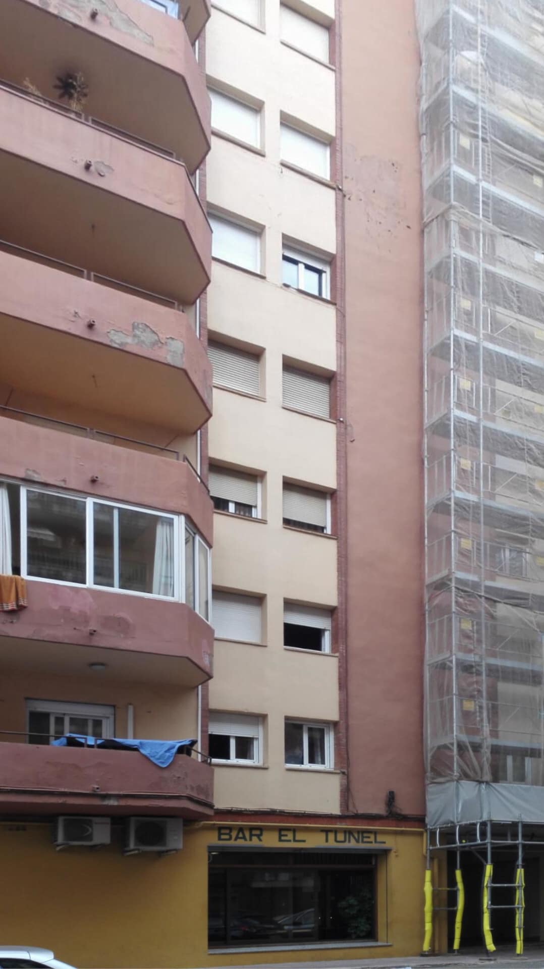 Edificio residencial en Figueres, Gerona en venta Foto principal- Imagen 1 de 4