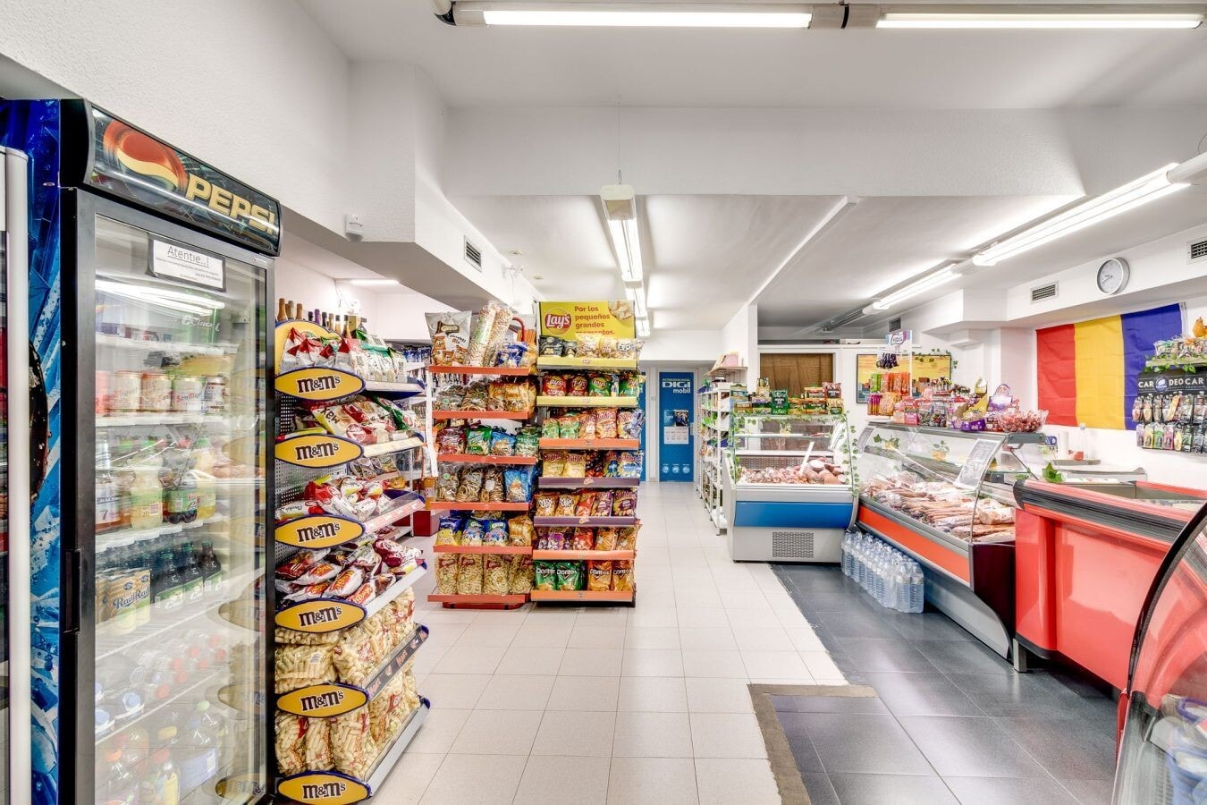 Figueres, GER 17600 - Unidad - -  - Foto del interior - Image 1 of 6
